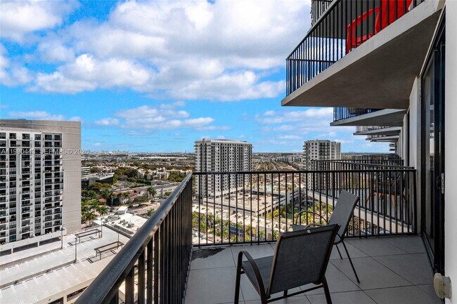 Building Photo - 5300 Paseo Blvd