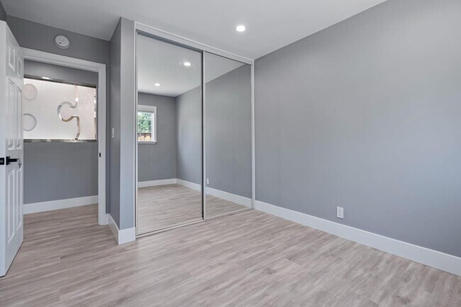 Building Photo - 3438 Fife Way