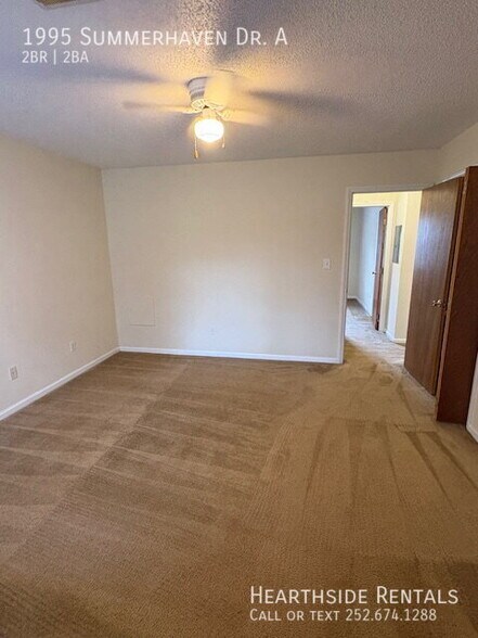 Building Photo - 1995 Summerhaven Dr