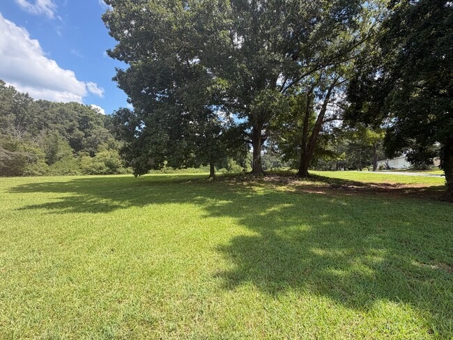 Building Photo - 55 Rose Hill Dr