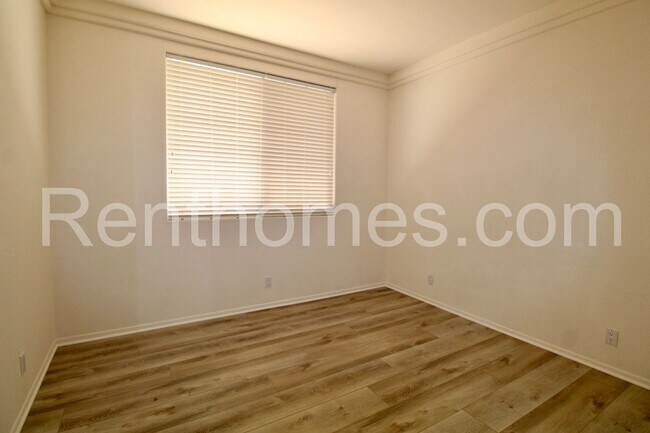 Building Photo - 11426 Legacy Terrace