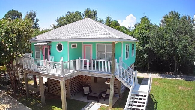 Building Photo - 111 Eleanor Ave