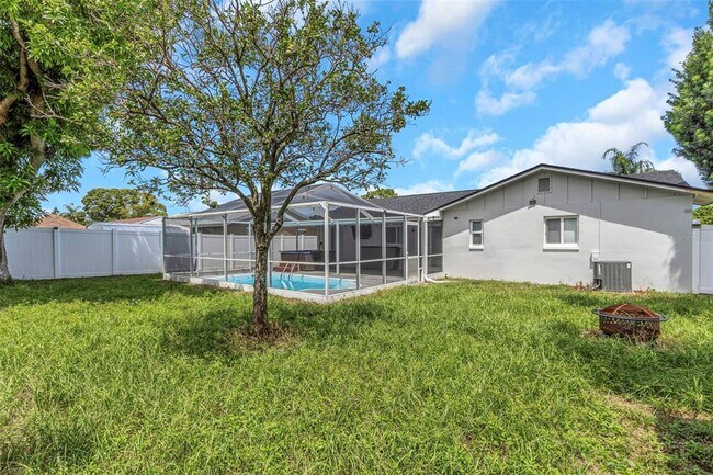 Building Photo - 6842 62nd Ave N