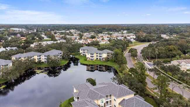 Building Photo - 10122 Winsford Oak Blvd