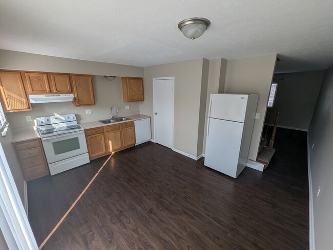 Primary Photo - 4889 Nugent Dr