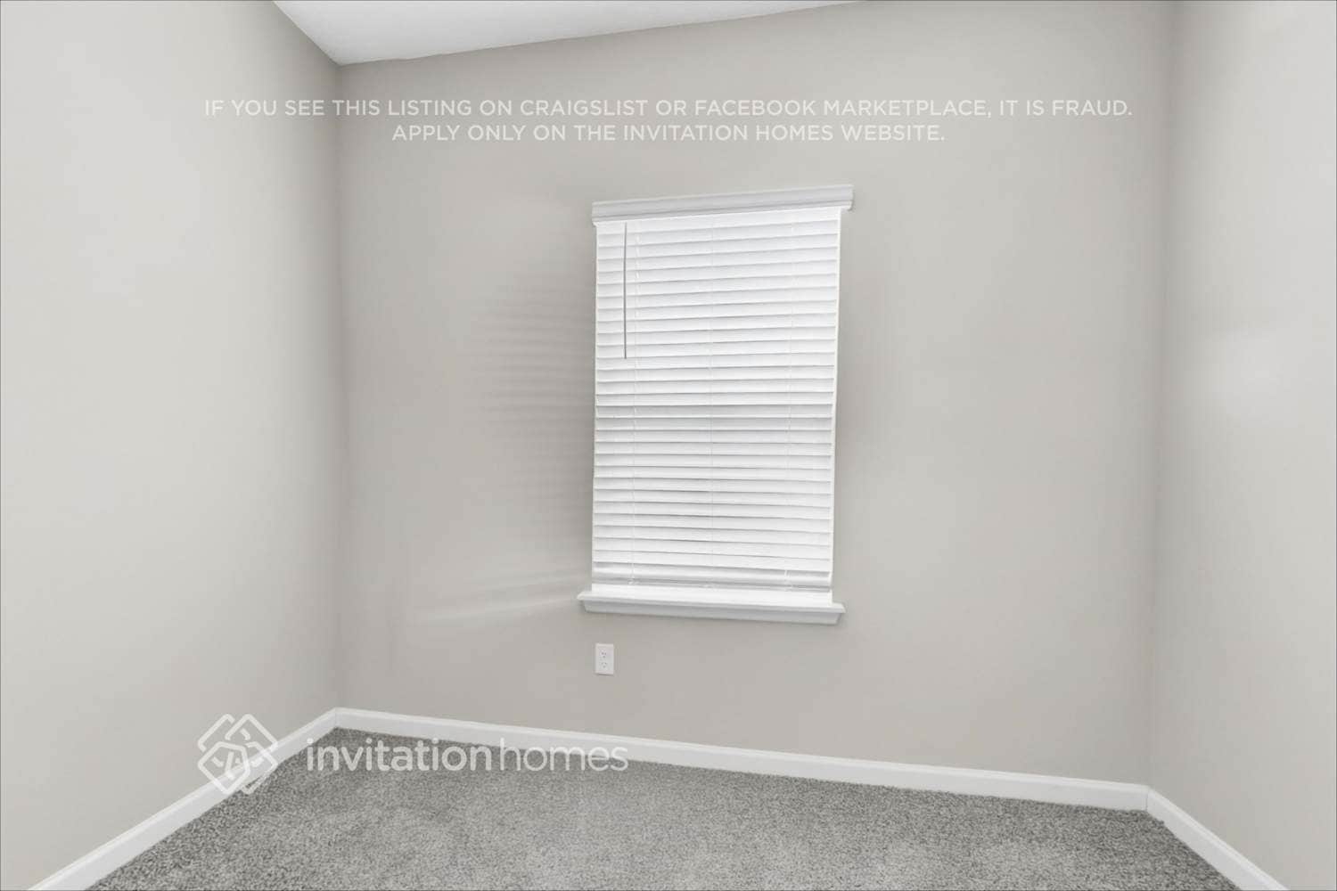 Building Photo - 9790 Lovage Ln