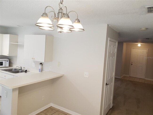 Building Photo - 15114 Deer Meadow Dr