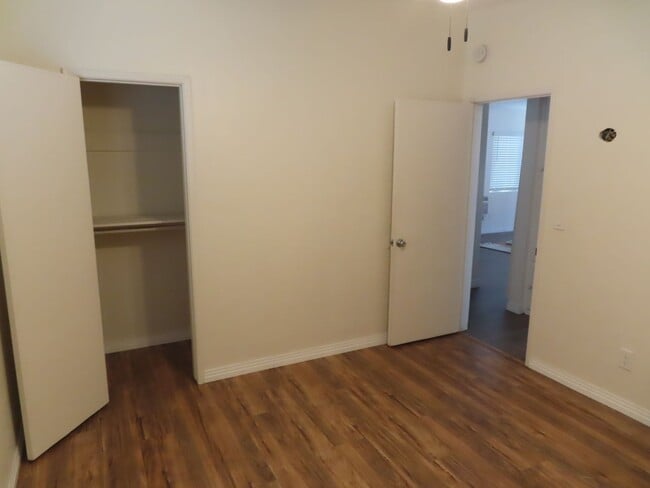 Building Photo - Quiet 2 Bedroom House in La Mesa