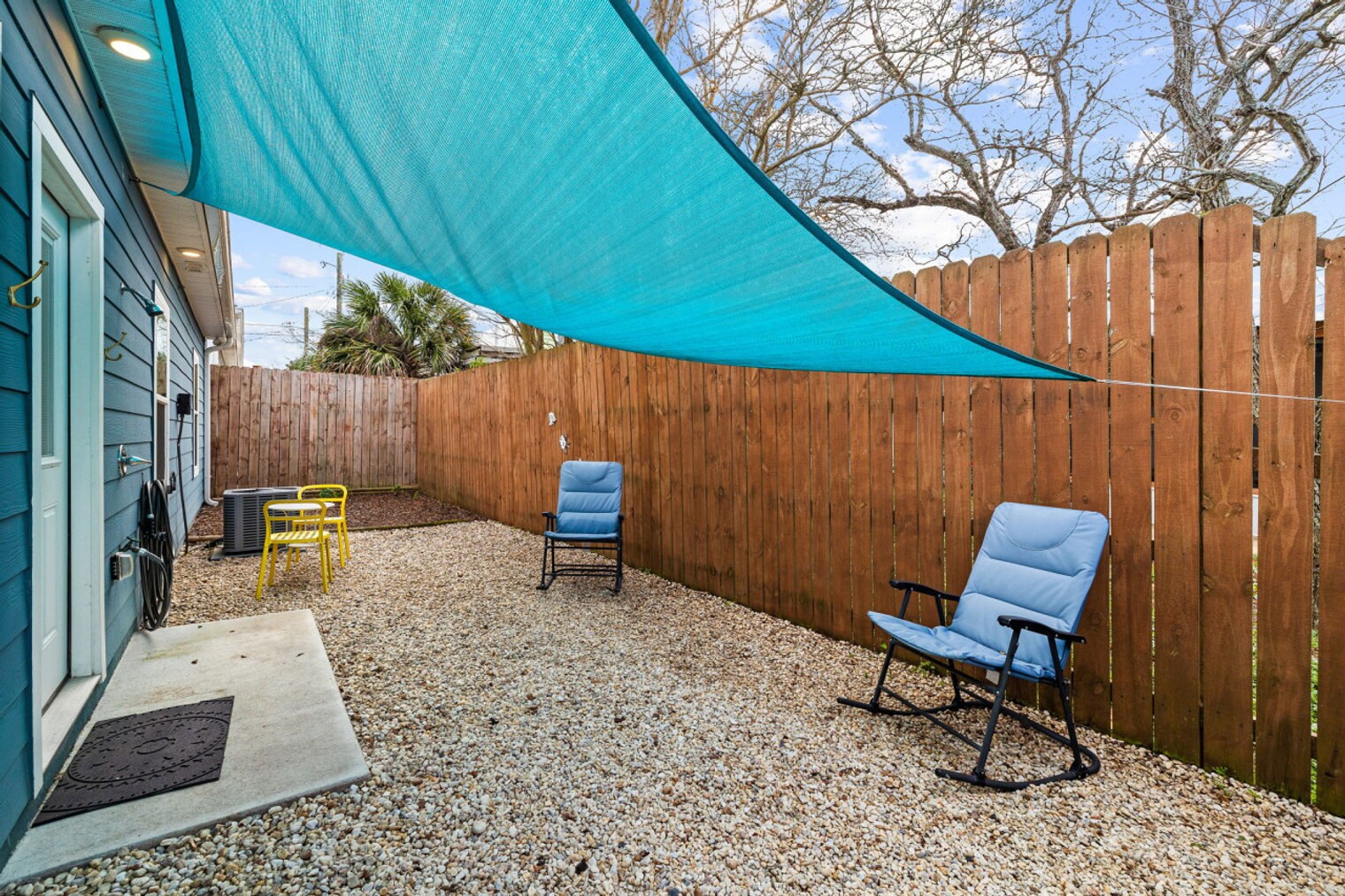 Building Photo - 212 Romanza Pl