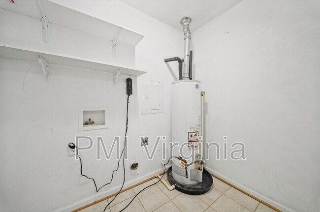 Building Photo - 5389 Susquehanna Dr