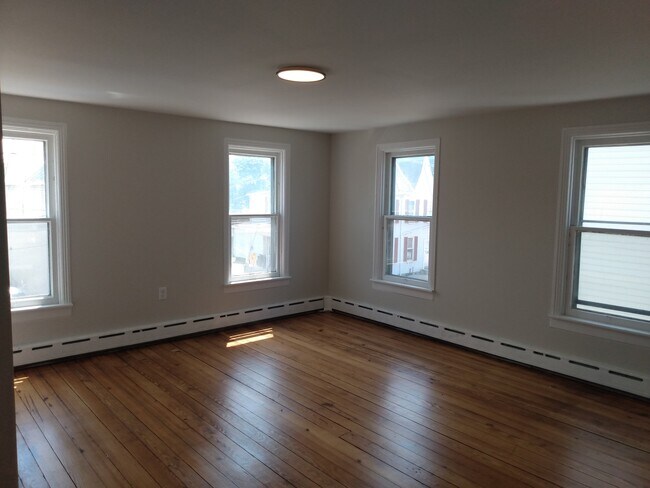 Building Photo - 67 N Federal St