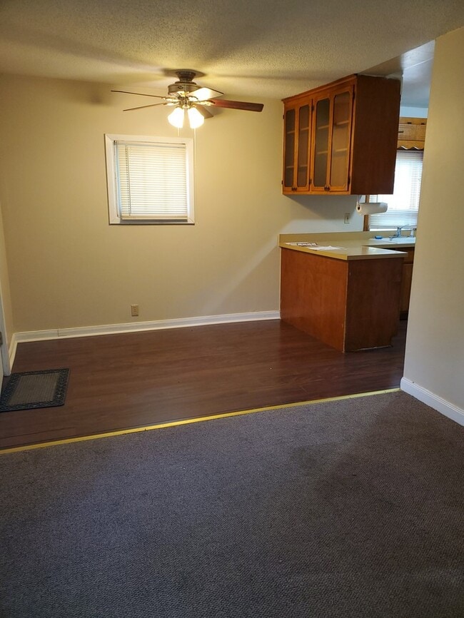 Building Photo - 2820 Stinson Blvd NE