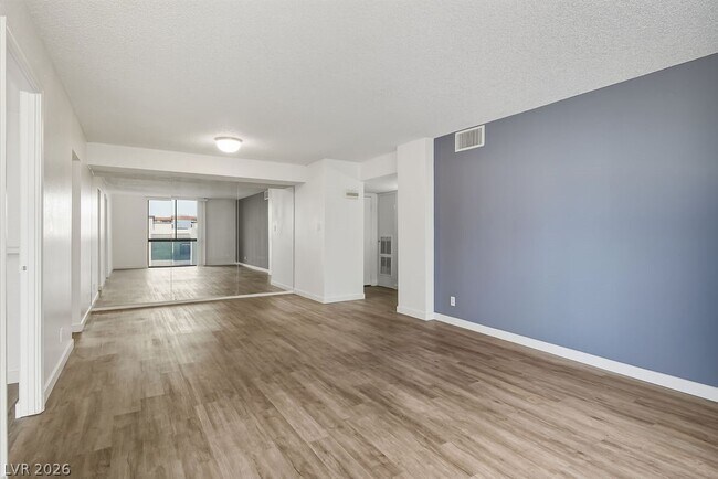 Building Photo - 3930 University Center Dr