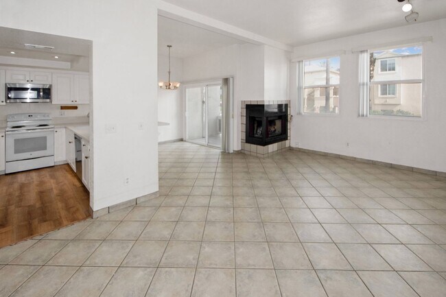 Building Photo - Long Term, Unfurnished Rental in Imperial ...