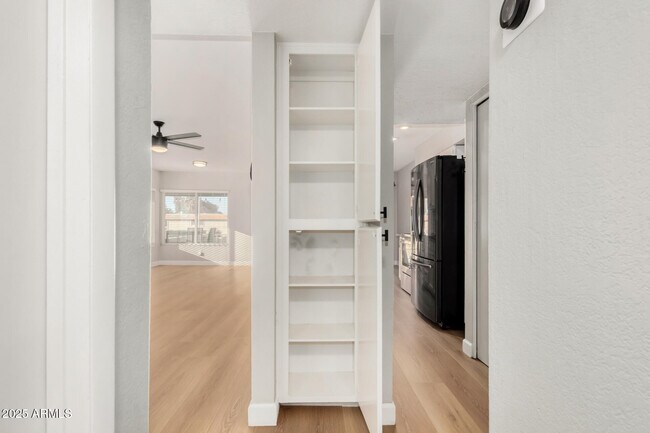 Building Photo - 5631 S Bounty Ct