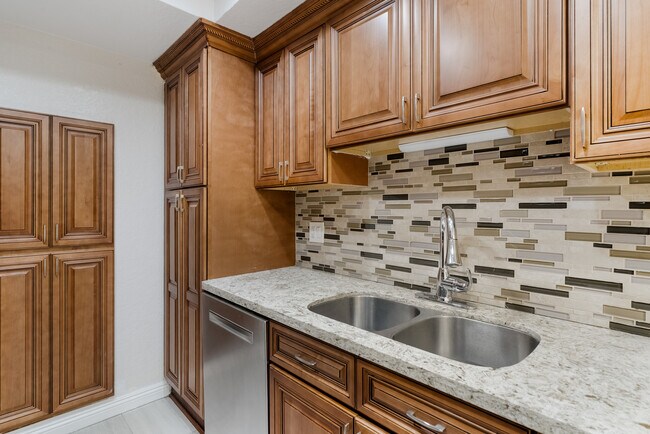 Building Photo - 20702 El Toro Rd