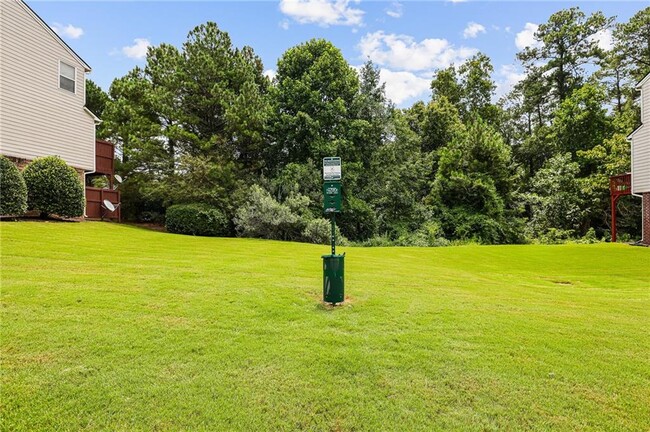 Building Photo - 1565 Oakdale Bluffs Dr