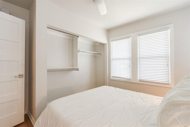 Building Photo - 201 NW 23rd St