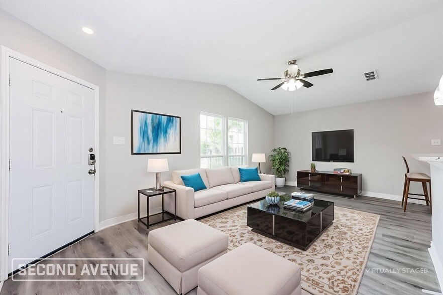 Building Photo - 2024 Lewiston Ave