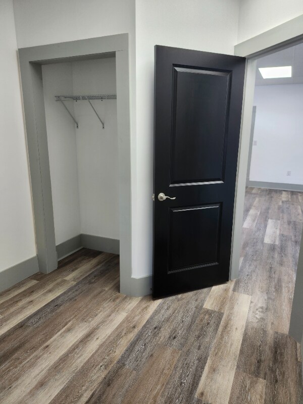 Building Photo - 102 Franklin St