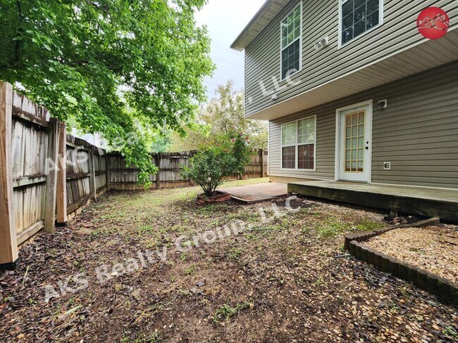 Building Photo - 1090 Thompson Rd