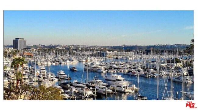 Building Photo - 4335 Marina City Dr