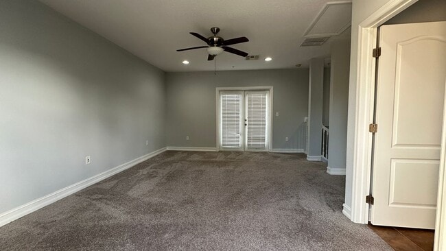 Building Photo - 3720 Messina Dr