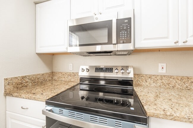 Building Photo - 1930 Avenue B