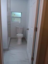 Building Photo - 1013 State St