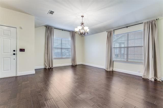 Building Photo - 3010 Sawgrass Dr