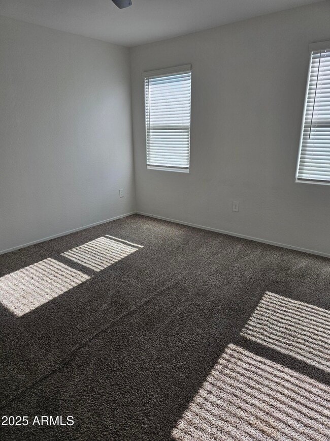 Building Photo - 36565 W Santa Monica Ave