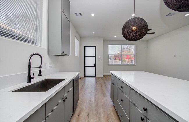 Building Photo - 4605 Edison St