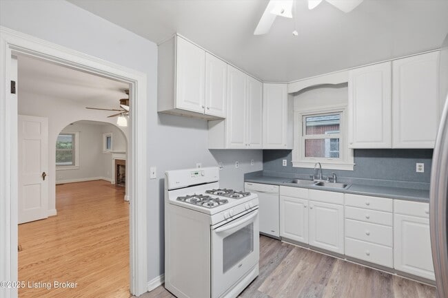 Building Photo - 120 Weisser Ave