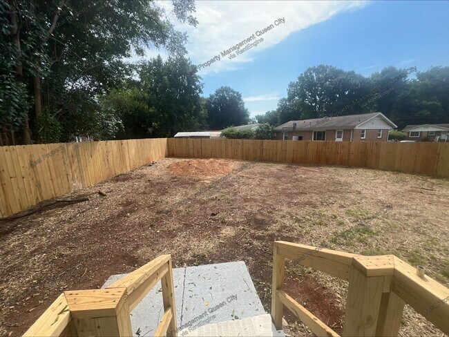 Building Photo - 2513 Westgrove Dr