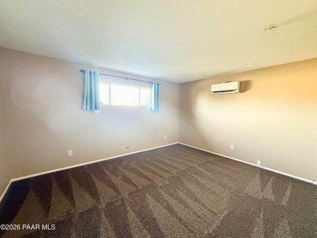 Building Photo - 8411 E Sommer Dr