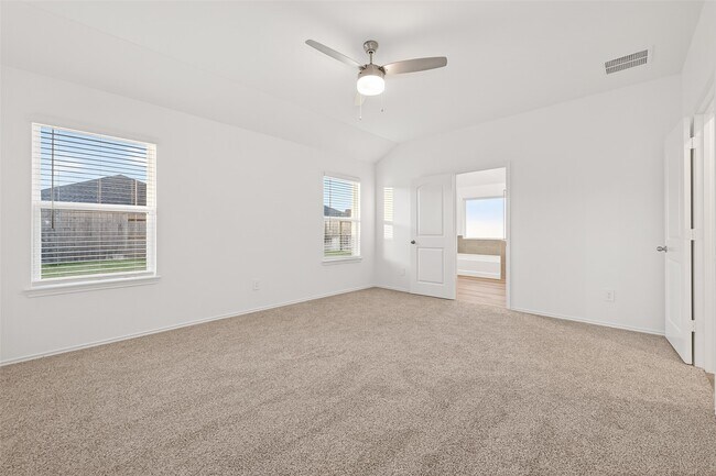 Building Photo - 27410 Oceanus Springs Dr