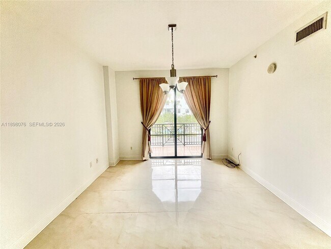 Building Photo - 8390 SW 72nd Ave