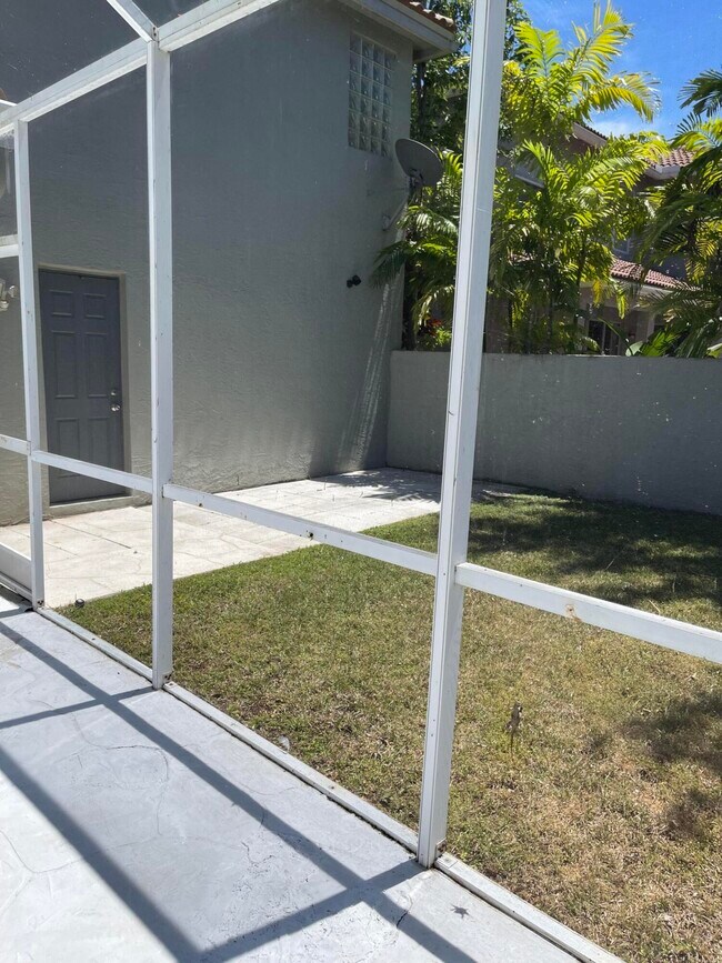 Building Photo - 20886 Avenel Run