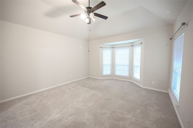 Building Photo - 1305 Needle Cactus Dr