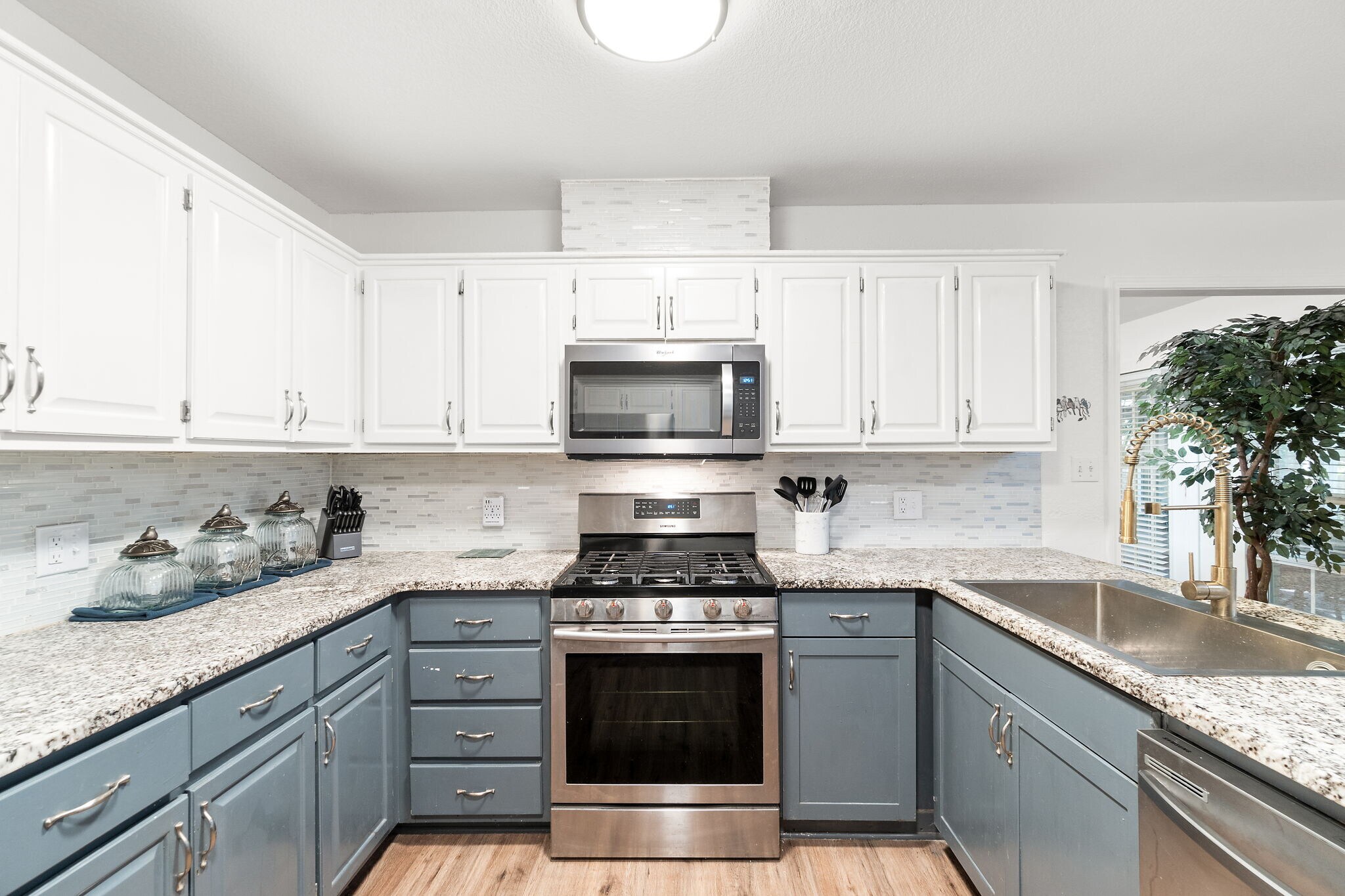 Building Photo - 4139 Sandy Bluff Dr W