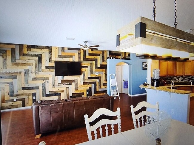 Building Photo - 4245 Settlers Ct