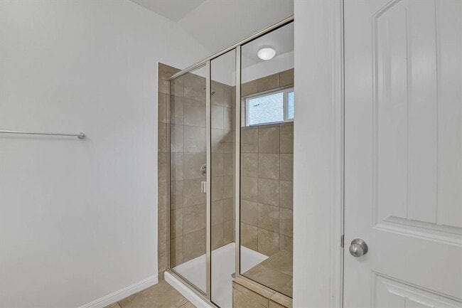 Building Photo - 18321 Cumberland Gap St