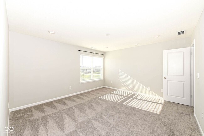 Building Photo - 1357 Agogo Way