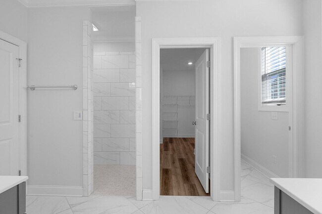 Building Photo - Dream Home in Hampstead!