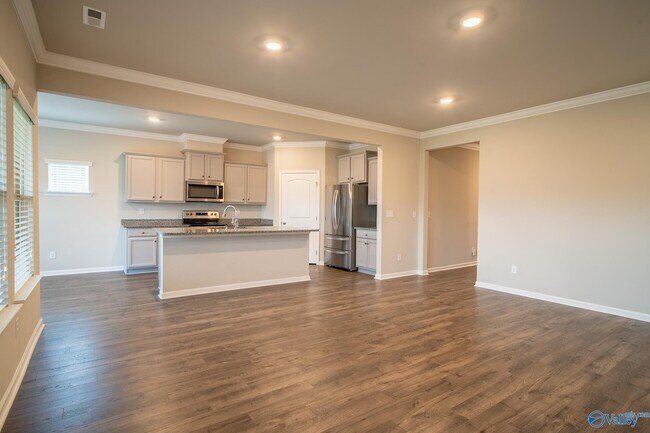 Building Photo - 26382 Jones Spg Dr