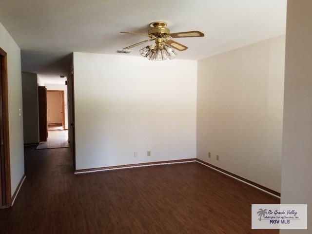 Building Photo - 5403 Palm Valley Dr N