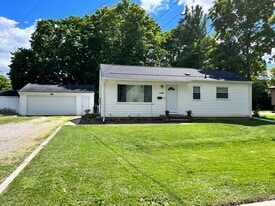 Building Photo - 1148 Beech St