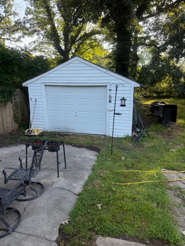 Building Photo - 207 Winchester Dr