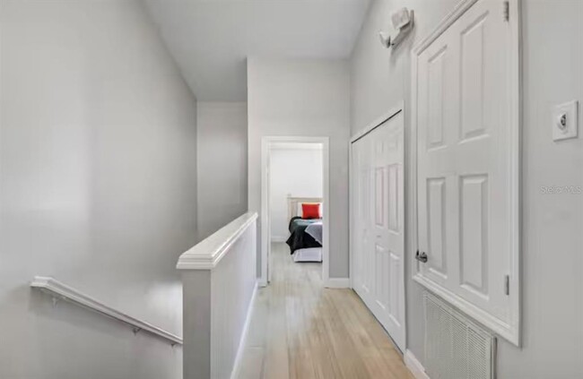 Building Photo - 8117 Princess Palm Ln