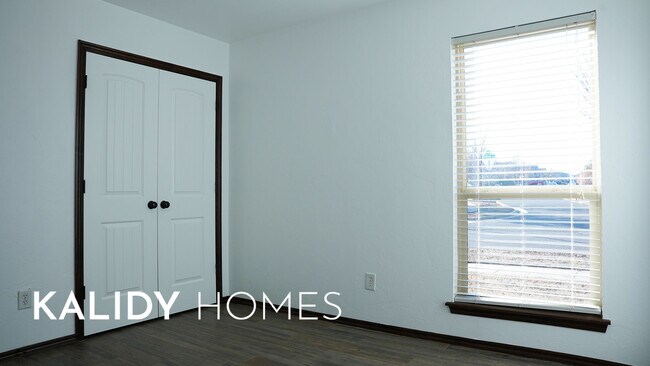 Building Photo - 13049 SW 5th St